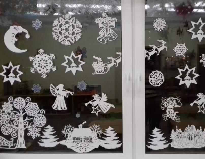 Вытынанки еловые ветки шаблоны на окна. Как украсить новогоднее окно. Схемы вытынанок. Новогодние вытынанки на окна - шаблоны, картинки для вырезания