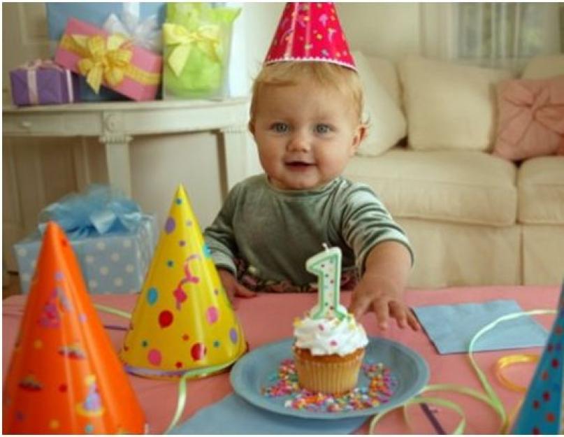 Все для празднования 1 годика. Как отпраздновать первый день рождения ребёнка в домашней обстановке. Сделать единичку из бумаги