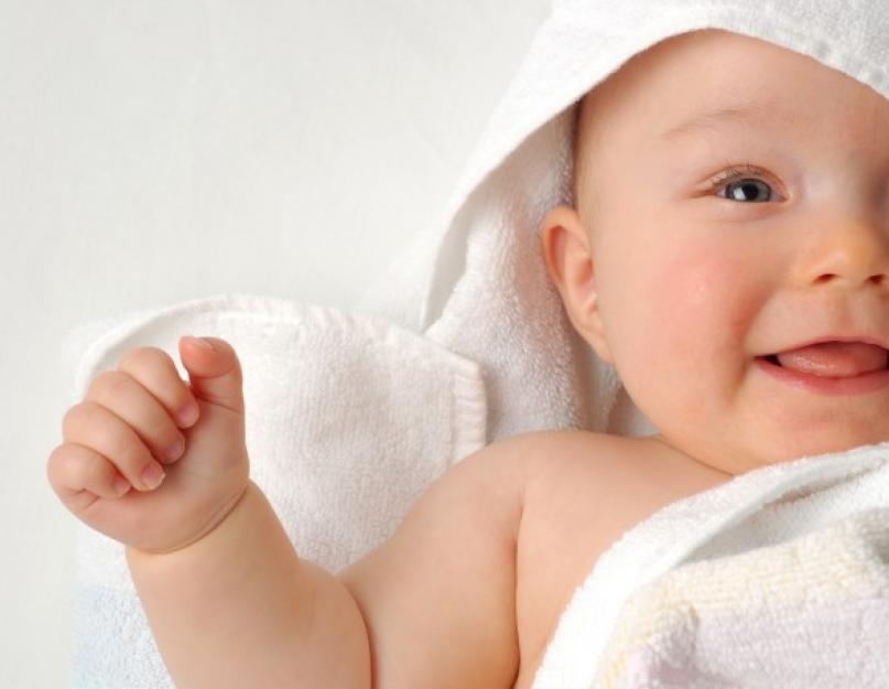 Промыть нос ребенку 2 месяца. Учимся промывать нос ребенку. Показания к очищению слизистой