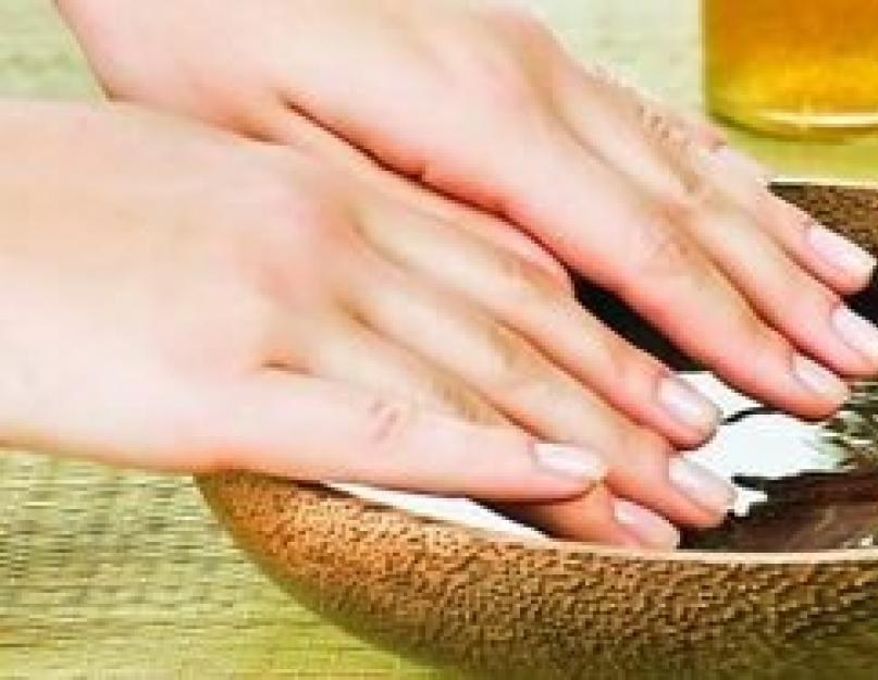 Как отбелить ногти на руках и ногах в домашних условиях. Способы отбеливания ногтей Как почистить ногти зубной пастой