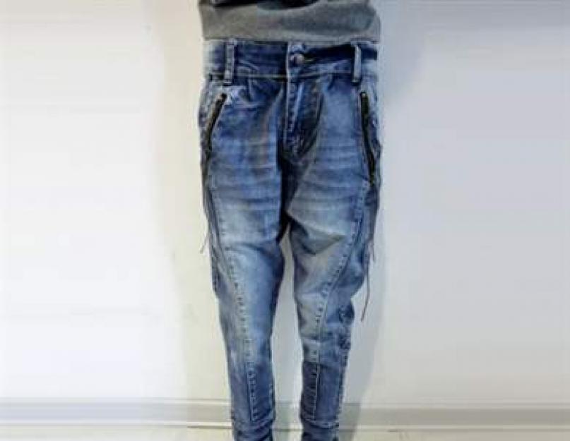 Как подворачивать джинсы. Как делают подвороты на джинсах, чтобы выглядеть стильно. Пара слов о происхождении тренда