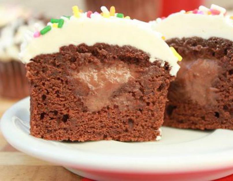 Töltött muffin: Ízletes és egyszerű receptek