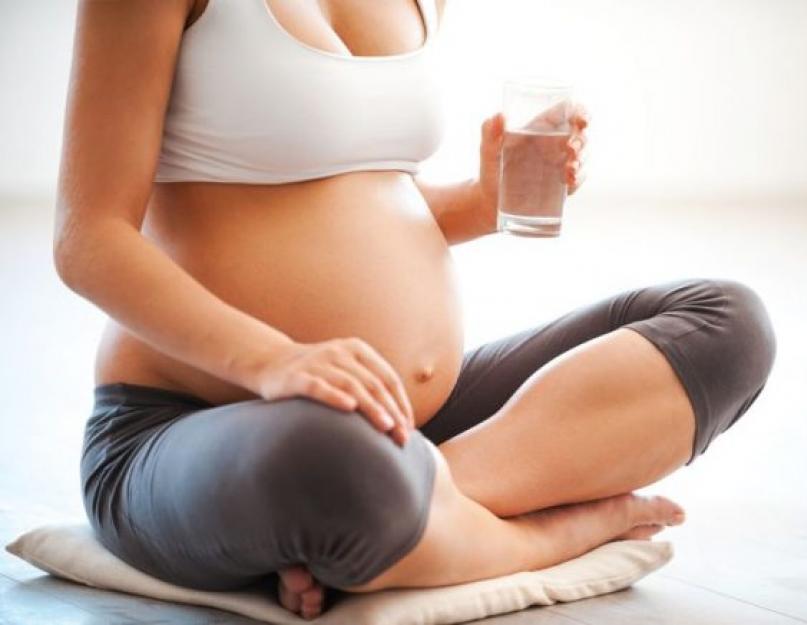 Why during pregnancy itchs. Itching the skin during pregnancy in the early and later dates: causes, treatment. Treatment of itching in pregnant women