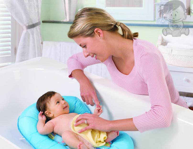 Can I bathe a sick child? Features of bathing for various infections. What needs to be prepared for swimming? How often to bathe a child after a year