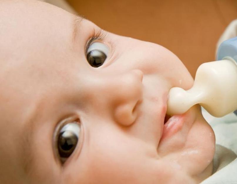 Frisolak zlatni novi dizajn.  Kako odabrati komplementarnu hranu za svoju bebu, birajući iz širokog spektra proizvoda pod brendom Friso.  Kako pravilno razrijediti formulu za dojenčad