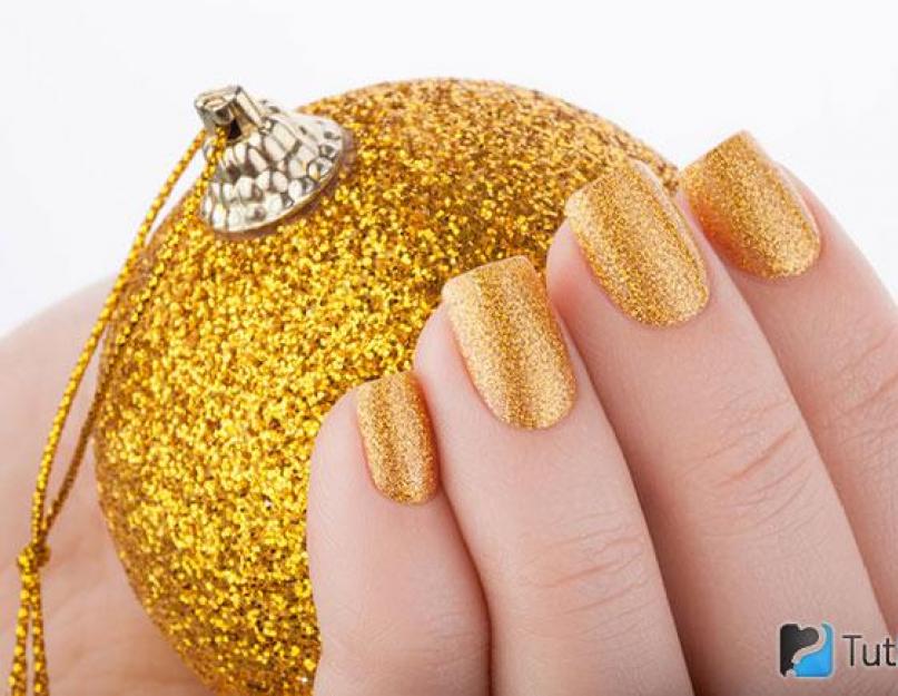 New Year's manicure ideas for short nails.  How to make a beautiful New Year's manicure with your own hands?  What should a New Year's manicure be like for short nails?