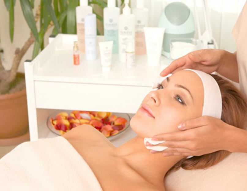 Spa facial treatments.  Rejuvenating facial spa treatments.  SPA treatments for feet