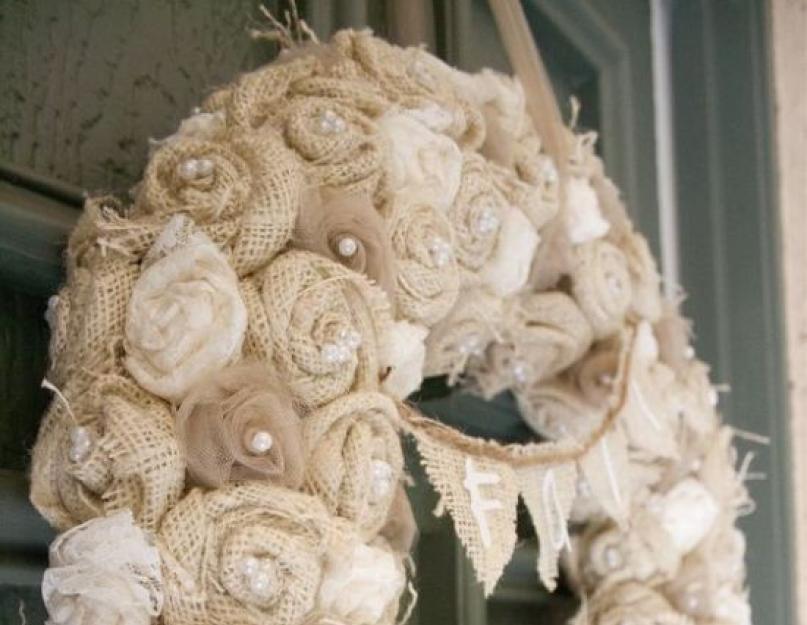 گلهای پارچه ای DIY: کلاسهای استاد. عکس و ایده. گل های پارچه ای DIY برای یک جشن عروسی ویدئو - دروس با کلاسهای استاد در ایجاد عناصر تزئینی برای عروسی با دستان خود