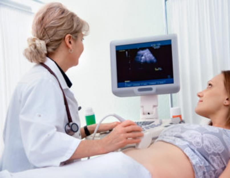 Ako platiť nemocenskú dovolenku počas tehotenstva. Materská nemocnica - kto vydáva, podmienky, platby. S viacnásobným tehotenstvom