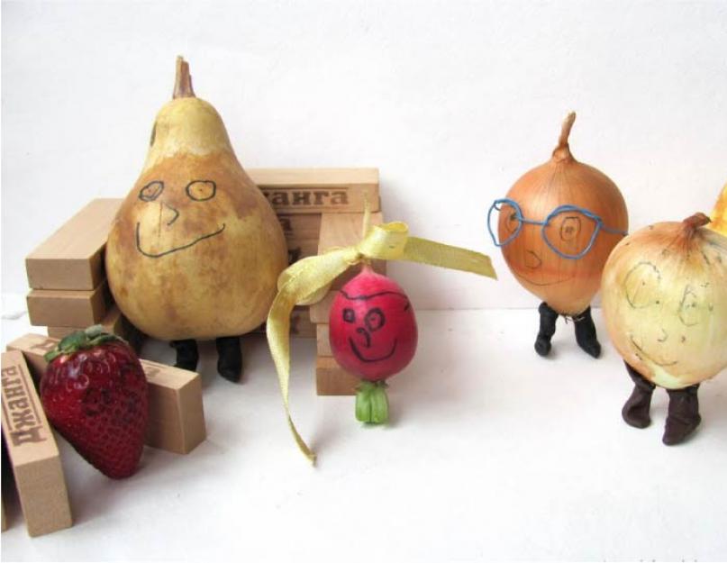 Edible creativity: banana crafts.  Crafts from bananas How to make a dachshund from a banana