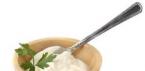 Sour cream: what is useful and harmful, when and with what it is better to eat Is it possible to eat 10 sour cream when losing weight